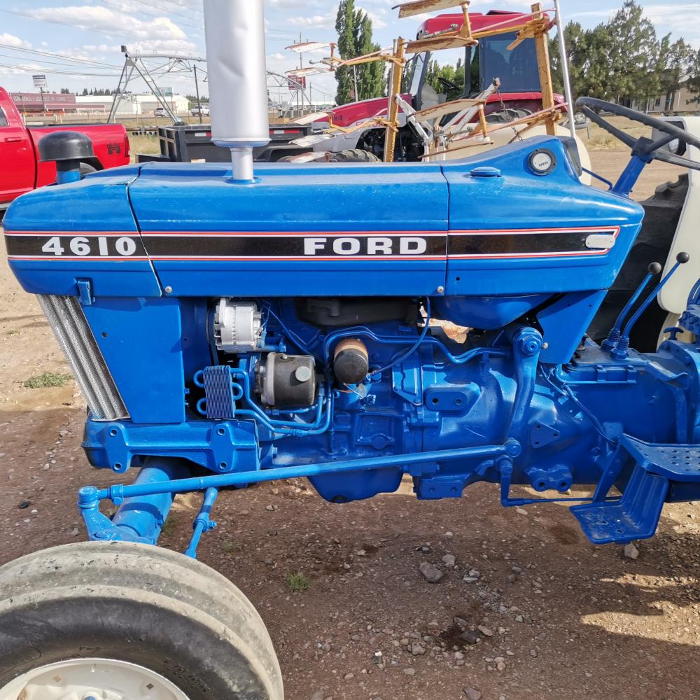TRACTOR FORD 
