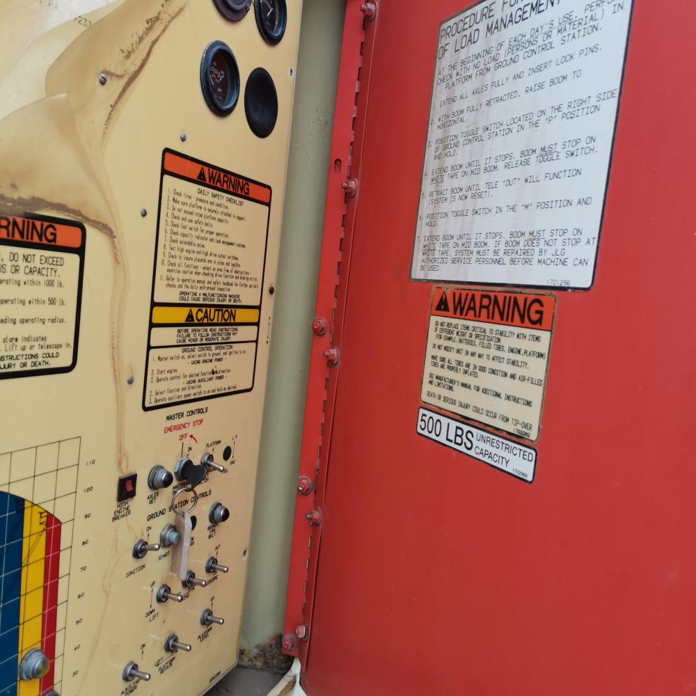 ASCENSOR JLG LIFT