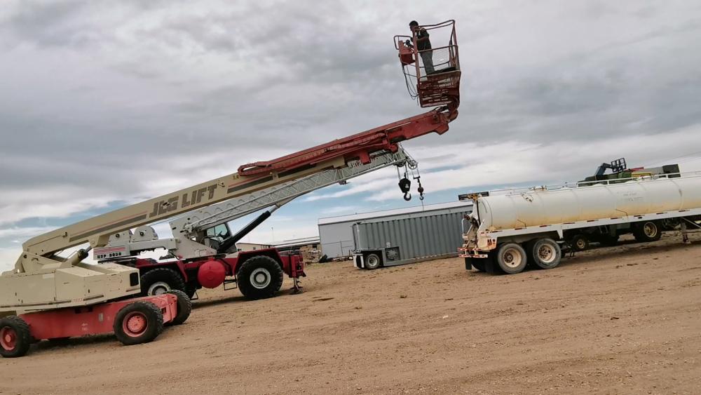 ASCENSOR JLG LIFT