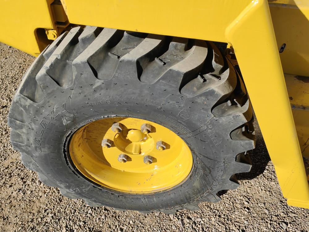 MONTACARGAS TODO TERRENO