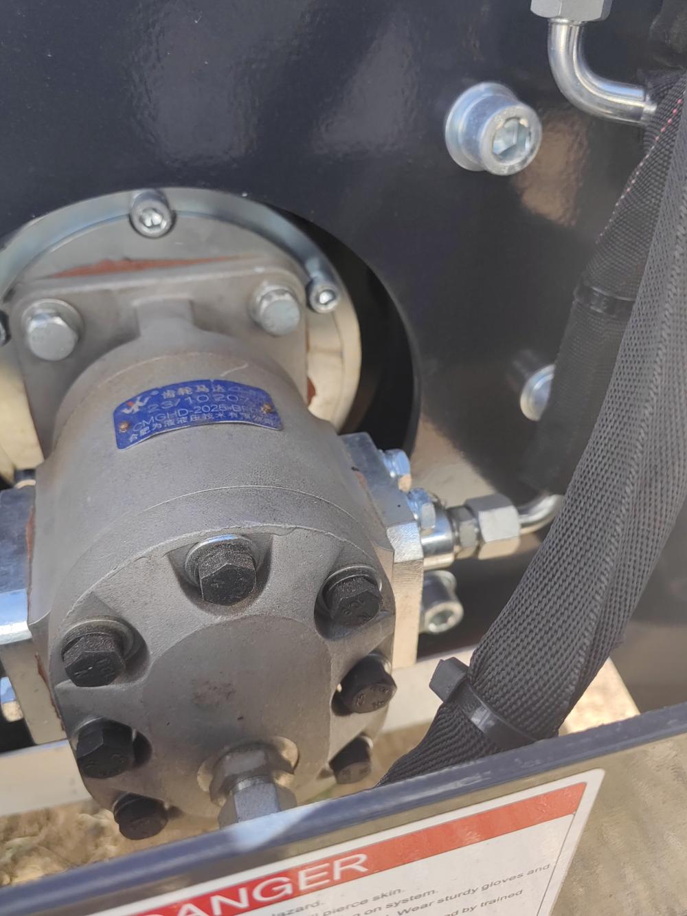 COMPACTADOR DE RODILLO VIBRATORIO