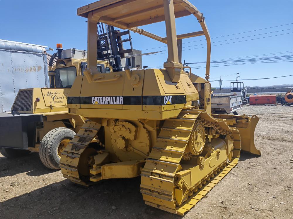 BULL DOZER - TOPADOR FRONTAL CAT