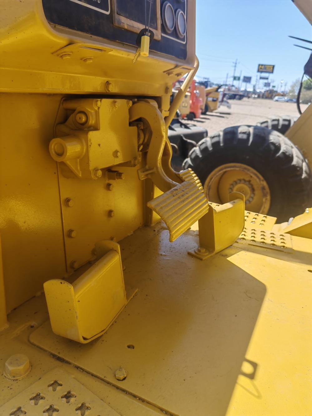BULL DOZER - TOPADOR FRONTAL CAT