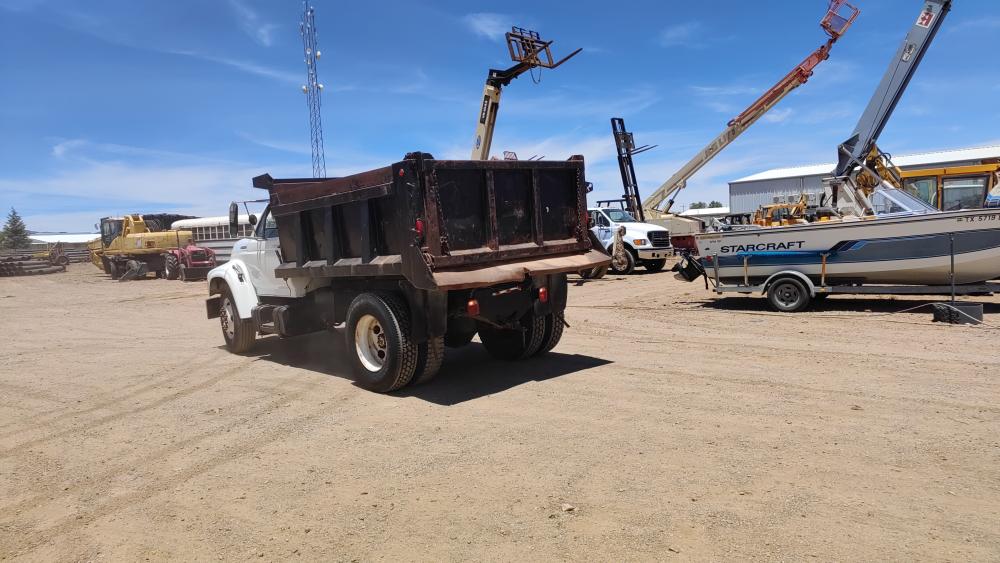 CAMION VOLTEO 6MT3