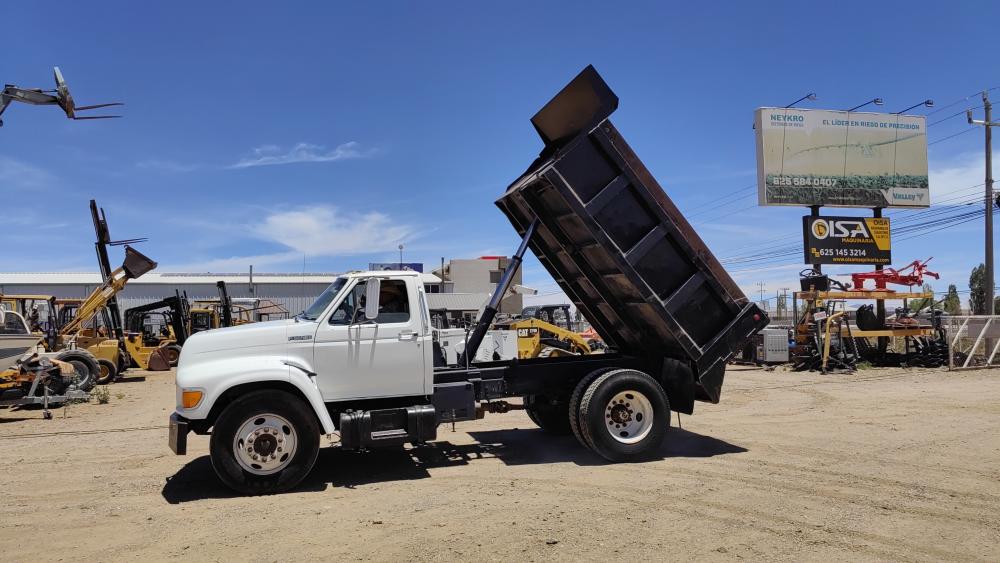 CAMION VOLTEO 6MT3