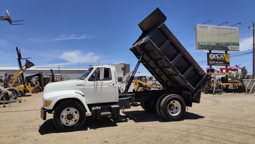 CAMION VOLTEO 6MT3