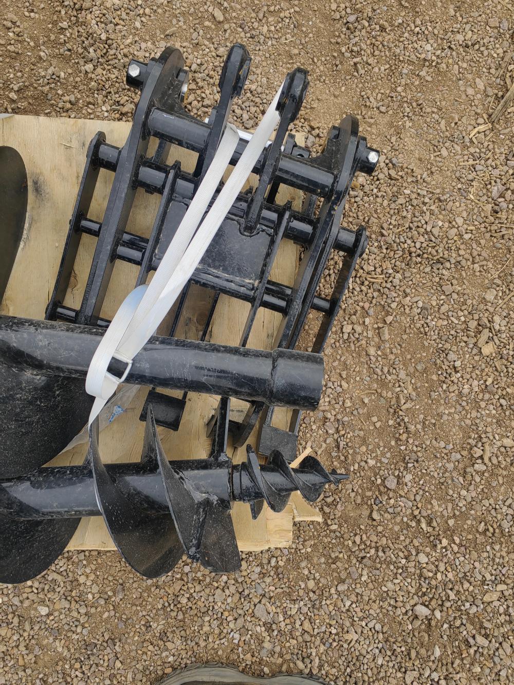 KIT DE ADITAMENTOS PARA MINI EXCAVADORA