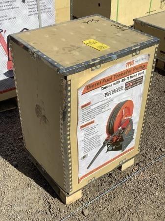MANGUERA CON BOMBA PARA CARGA DE COMBUSTIBLE