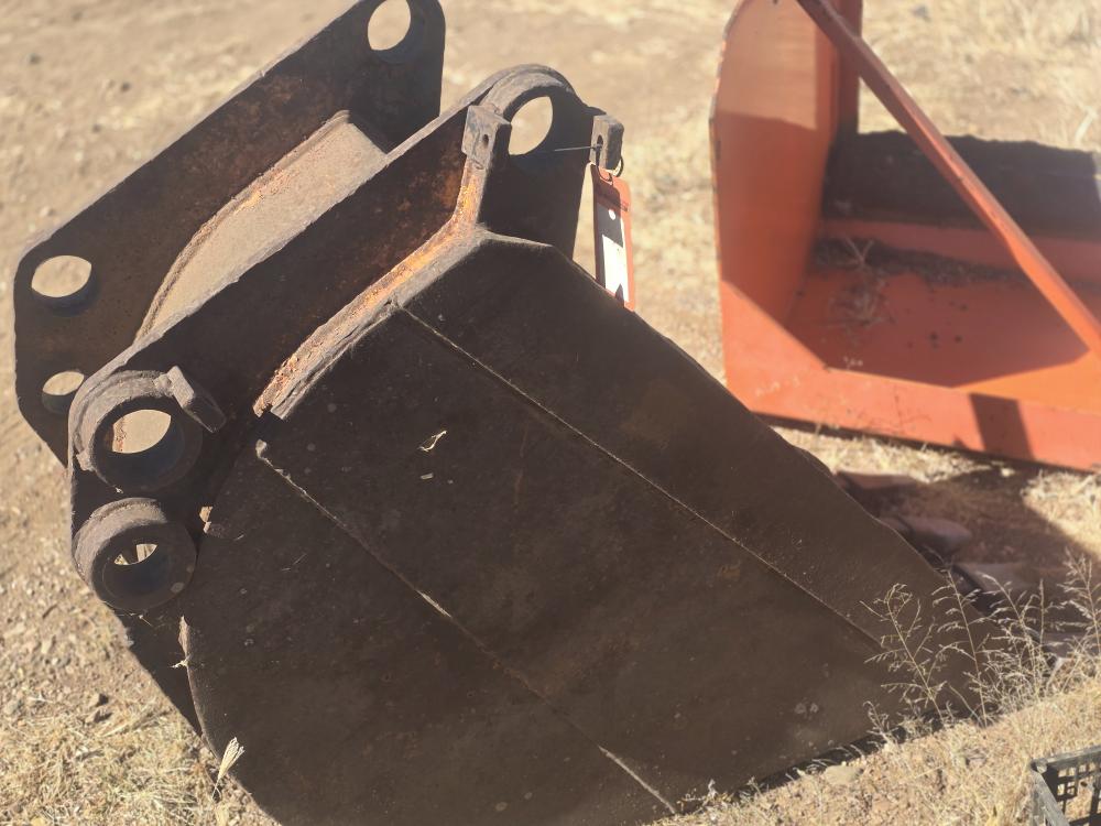 BOTE PARA EXCAVADORA