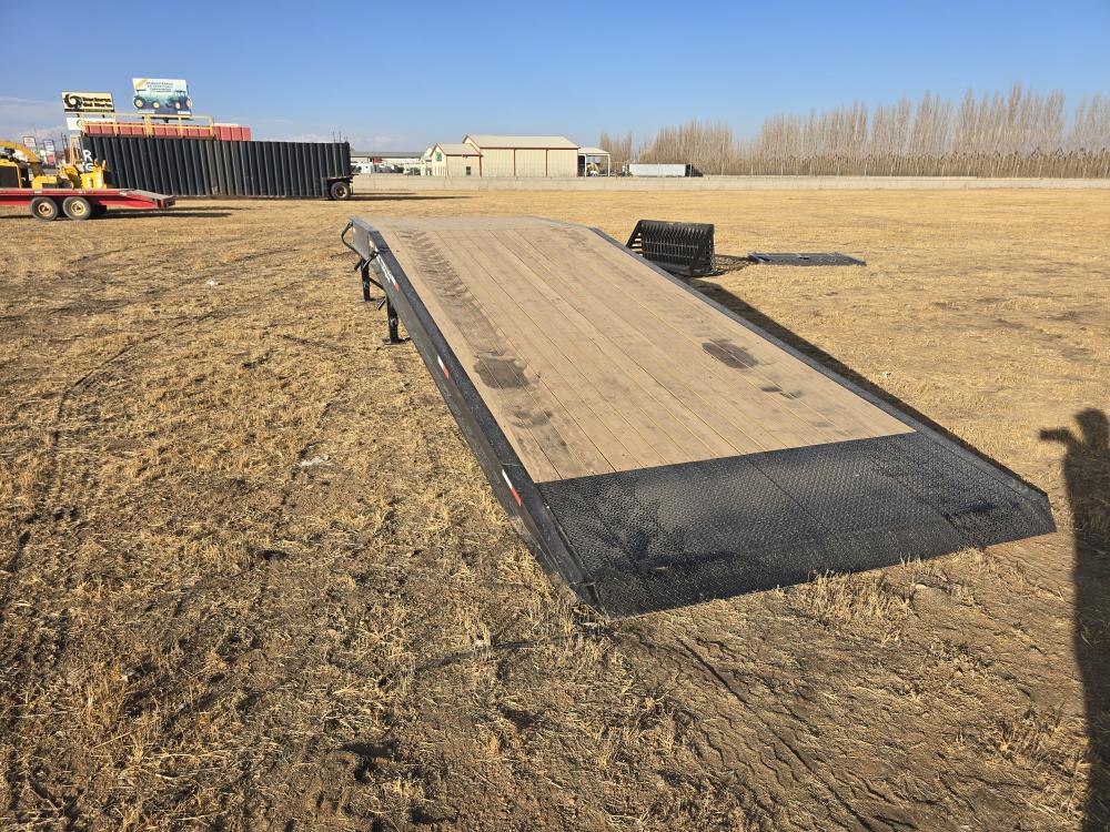 RAMPA PARA CARGA DE REMOLQUES Y CAMIONES