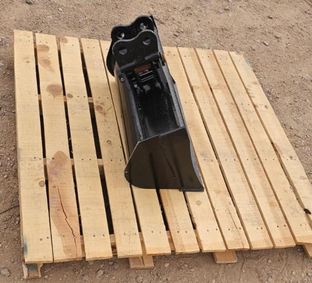 CUCHARON MINIEXCAVADORA 60cm CUBICOS