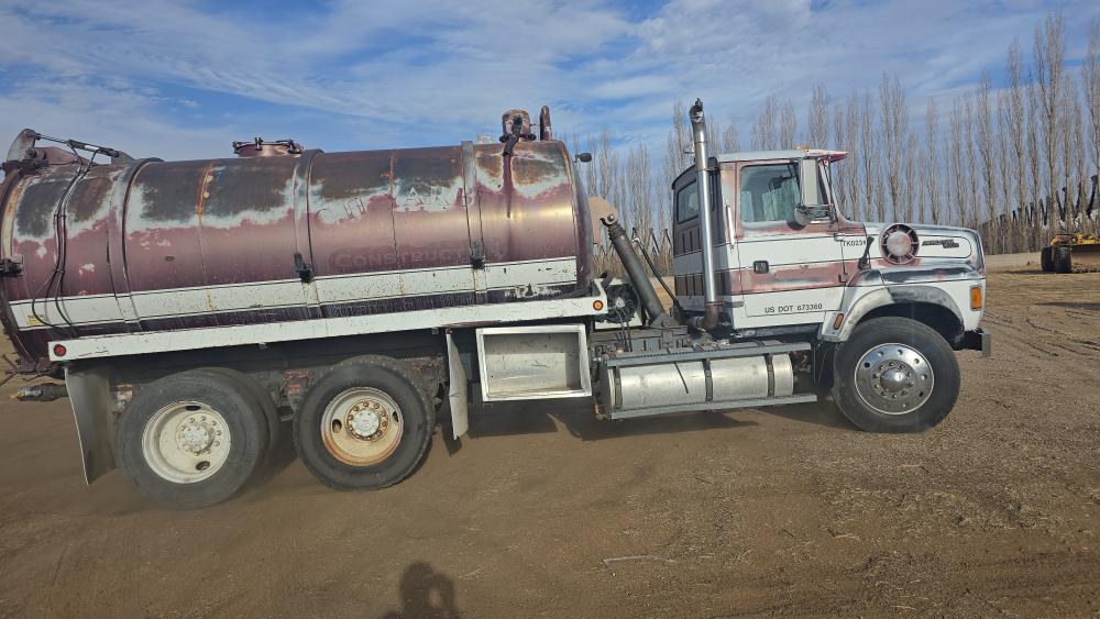 CAMION VACTOR