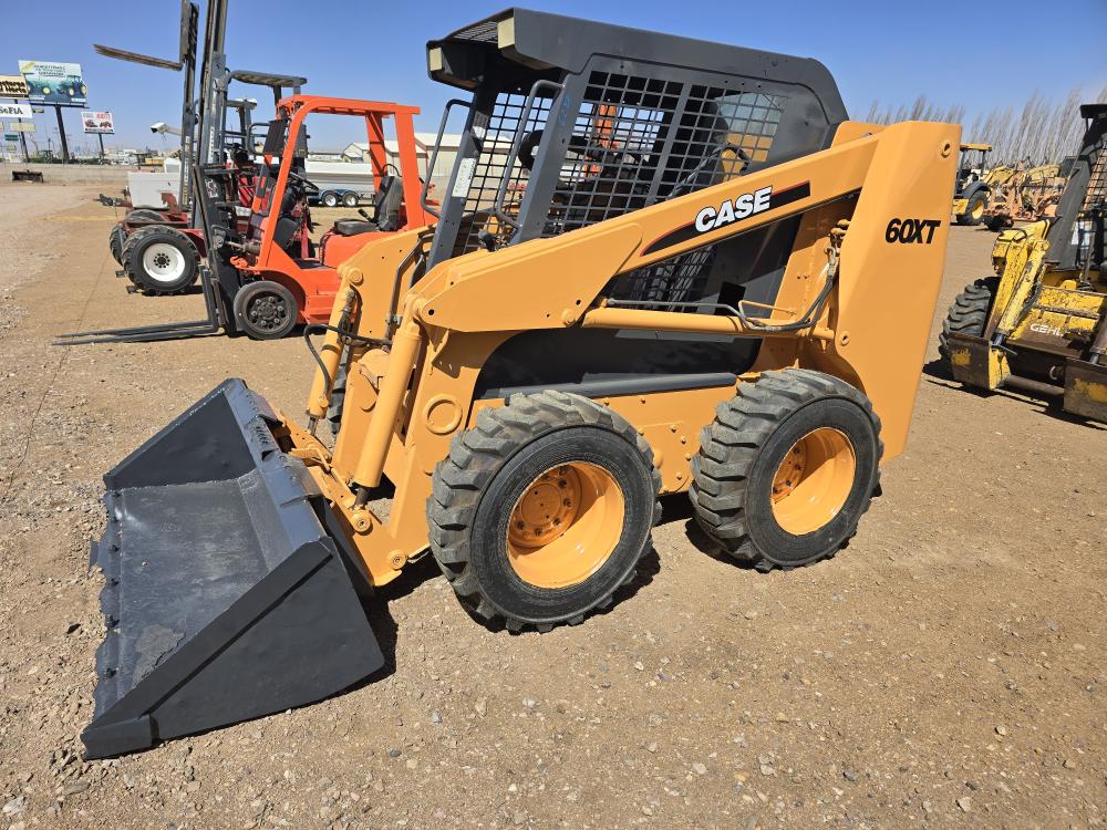 MINICARGADOR CASE 60XT