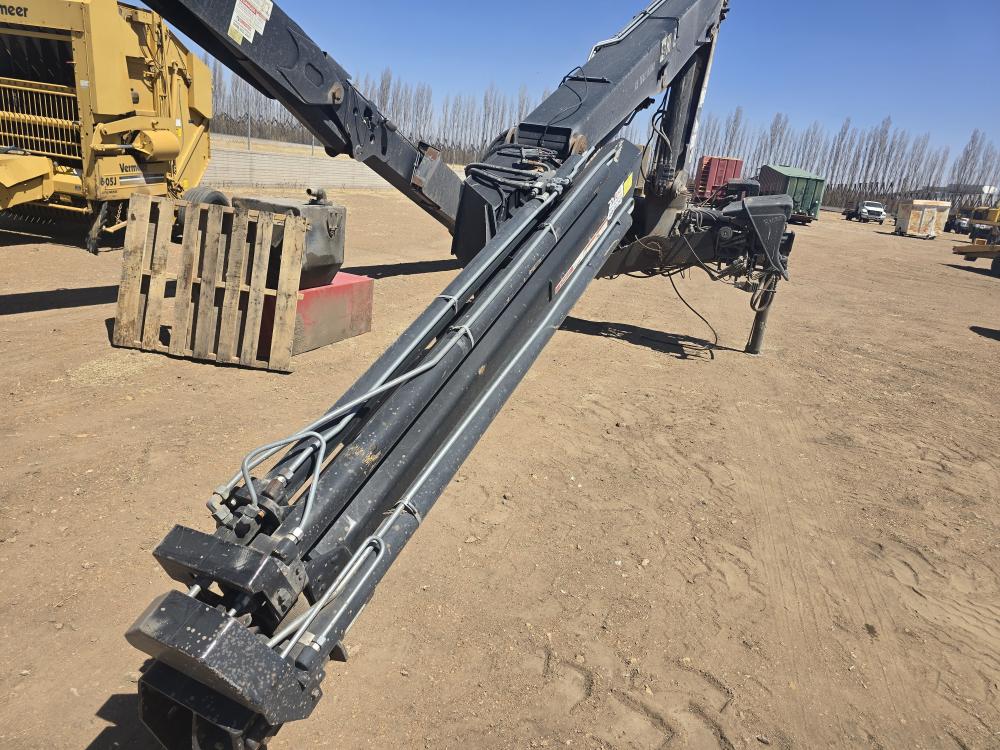 GRUA ARTICULADA HIAB
