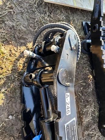 GARRA O PULGAR PARA EXCAVADORA