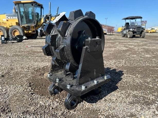 COMPACTADOR PATA DE CABRA EXCAVADORA O RETRO. 