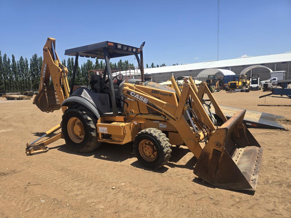 RETROEXCAVADORA CASE 580SM