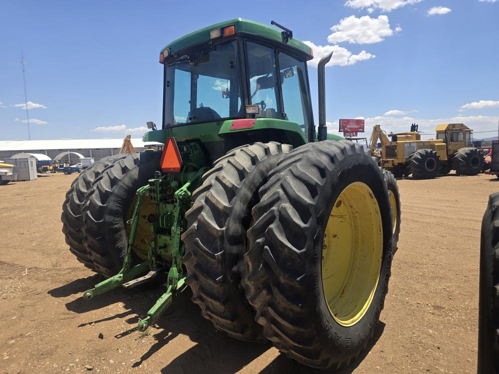TRACTOE AGRICOLA JOHN DEERE 7810