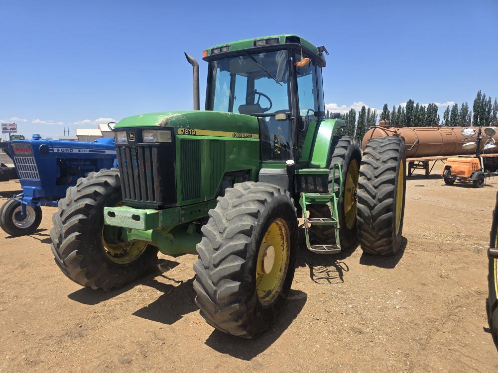 TRACTOE AGRICOLA JOHN DEERE 7810