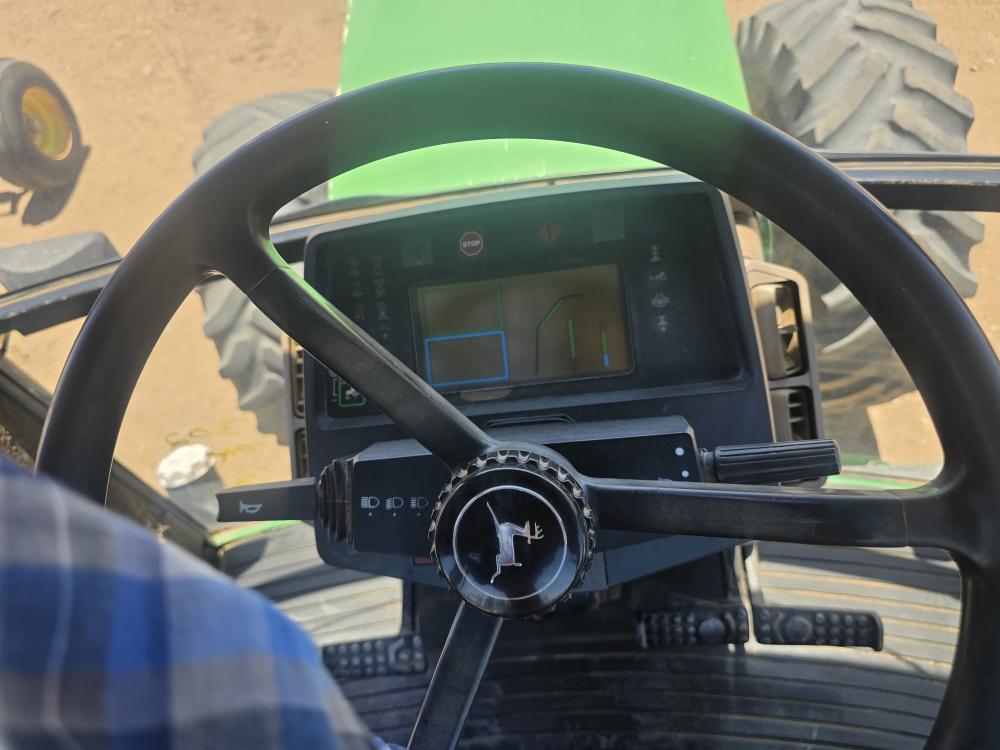 TRACTOE AGRICOLA JOHN DEERE 7810