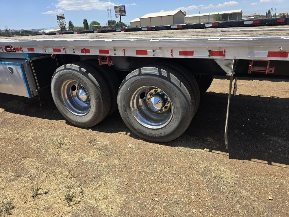 REMOLQUE TIPO PLANA CAMA ALTA