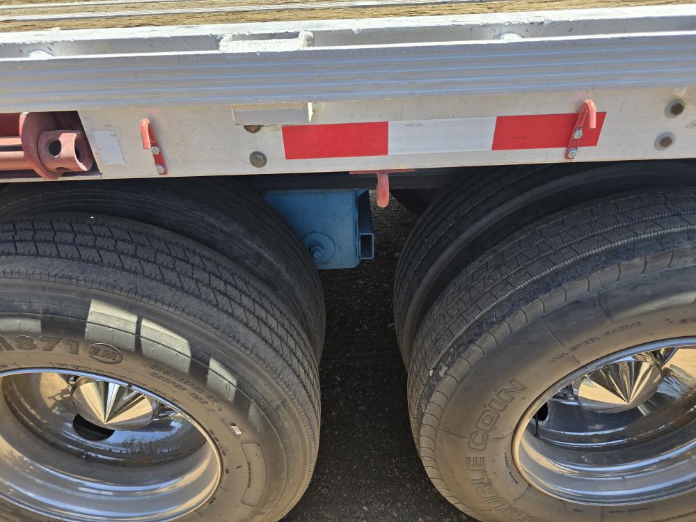 REMOLQUE TIPO PLANA CAMA ALTA