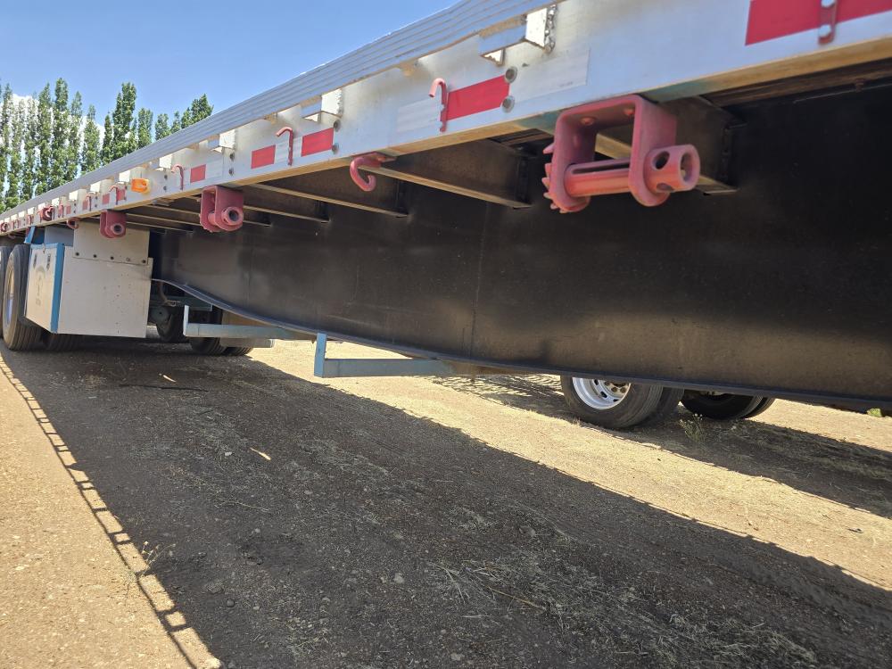 REMOLQUE TIPO PLANA CAMA ALTA