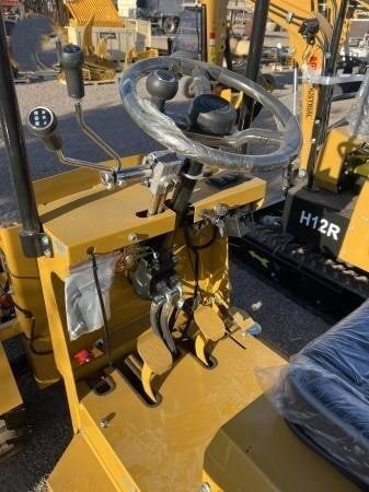 MINICARGADOR A GASOLINA