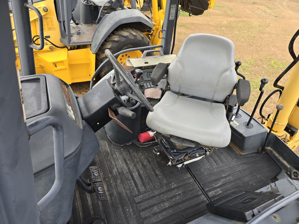 RETROEXCAVADORA JOHN DEERE