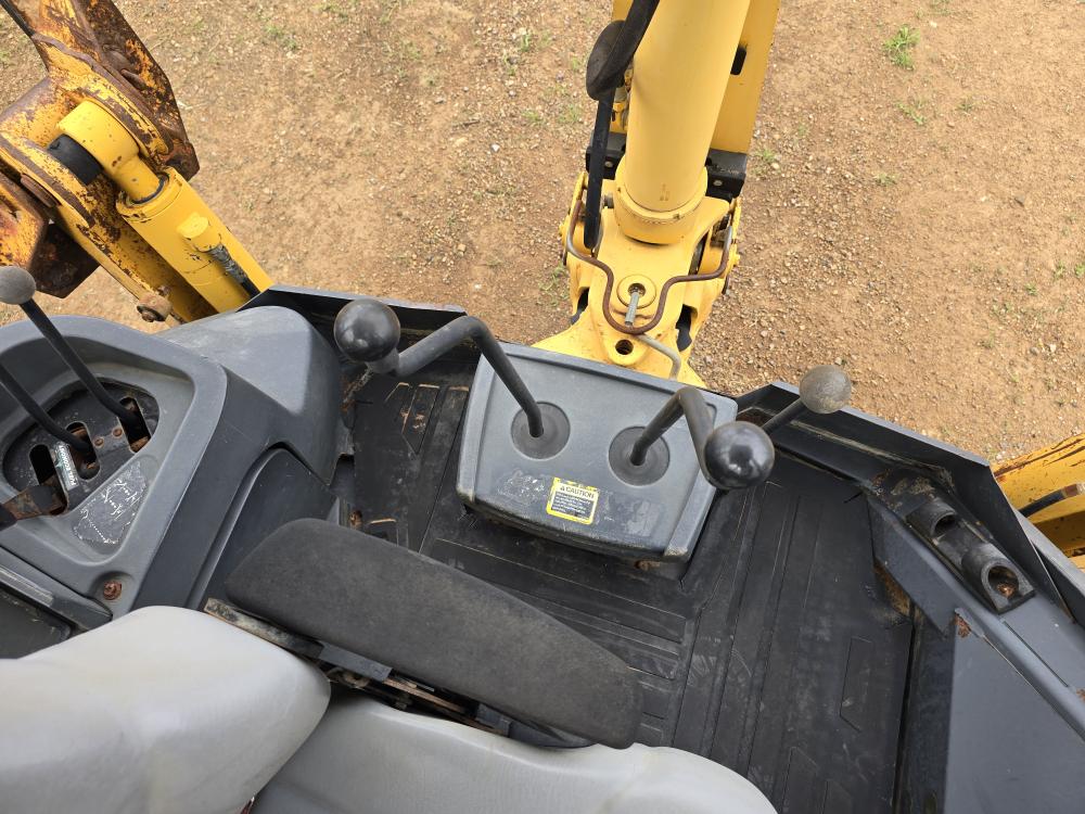 RETROEXCAVADORA JOHN DEERE