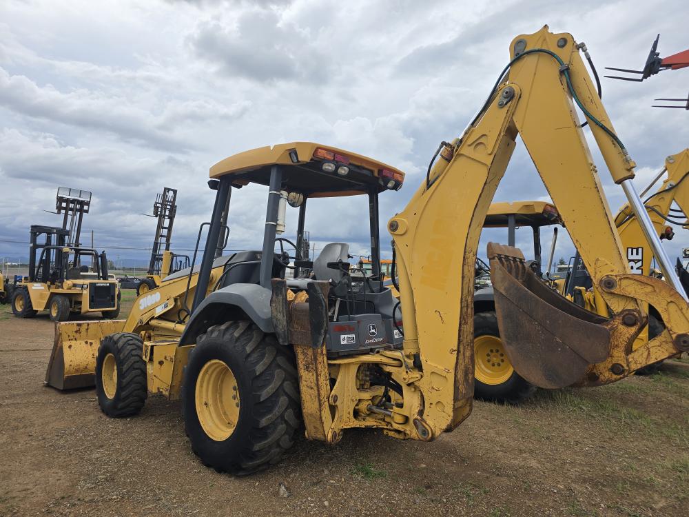 RETROEXCAVADORA JOHN DEERE