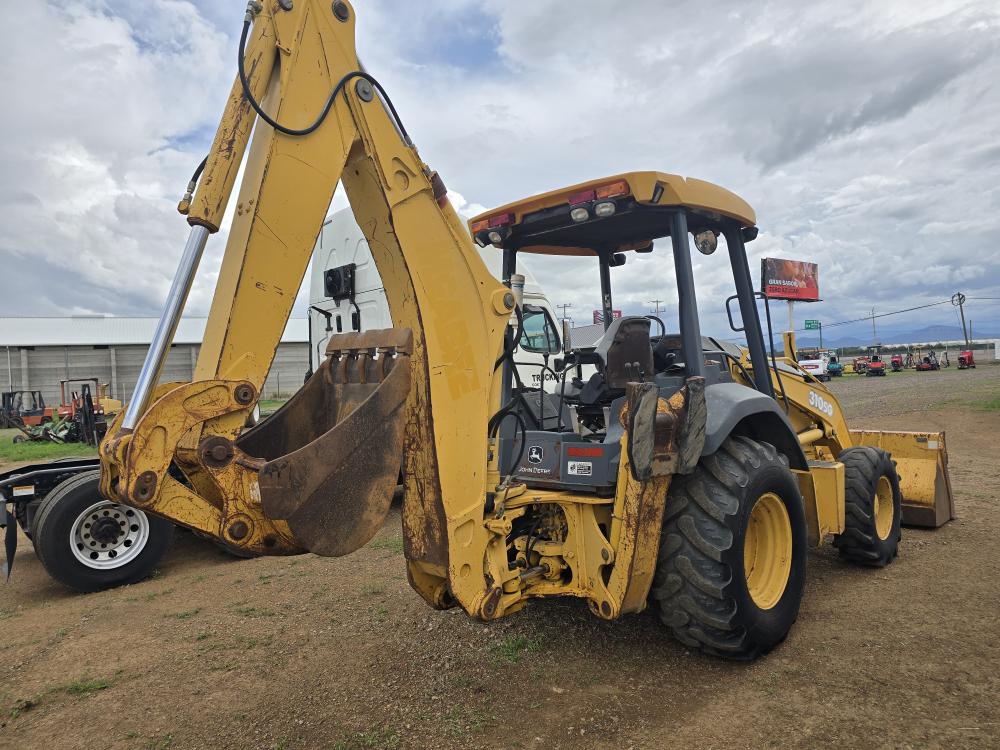 RETROEXCAVADORA JOHN DEERE