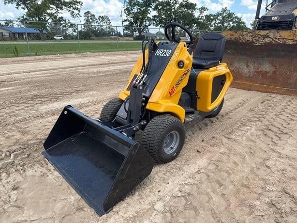 CARGADOR FRONTAL A GASOLINA