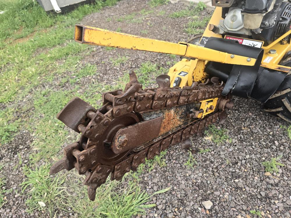 ZANJADORA A GASOLINA