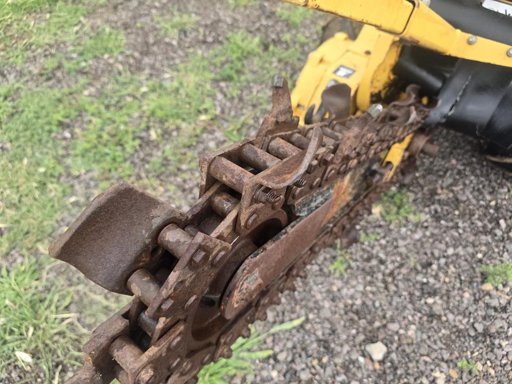 ZANJADORA A GASOLINA