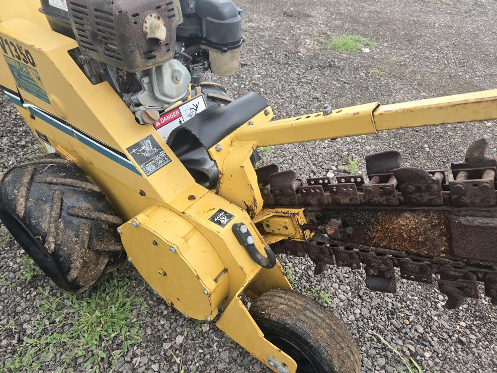 ZANJADORA A GASOLINA