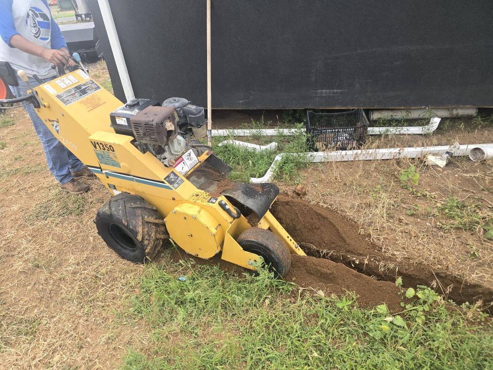 ZANJADORA A GASOLINA