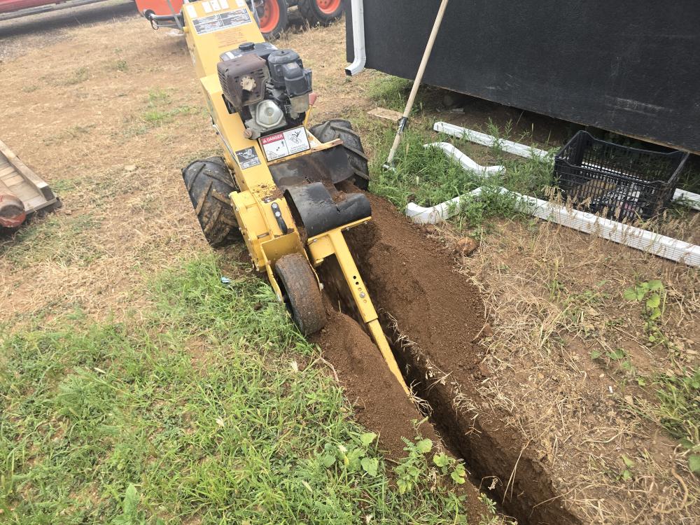 ZANJADORA A GASOLINA