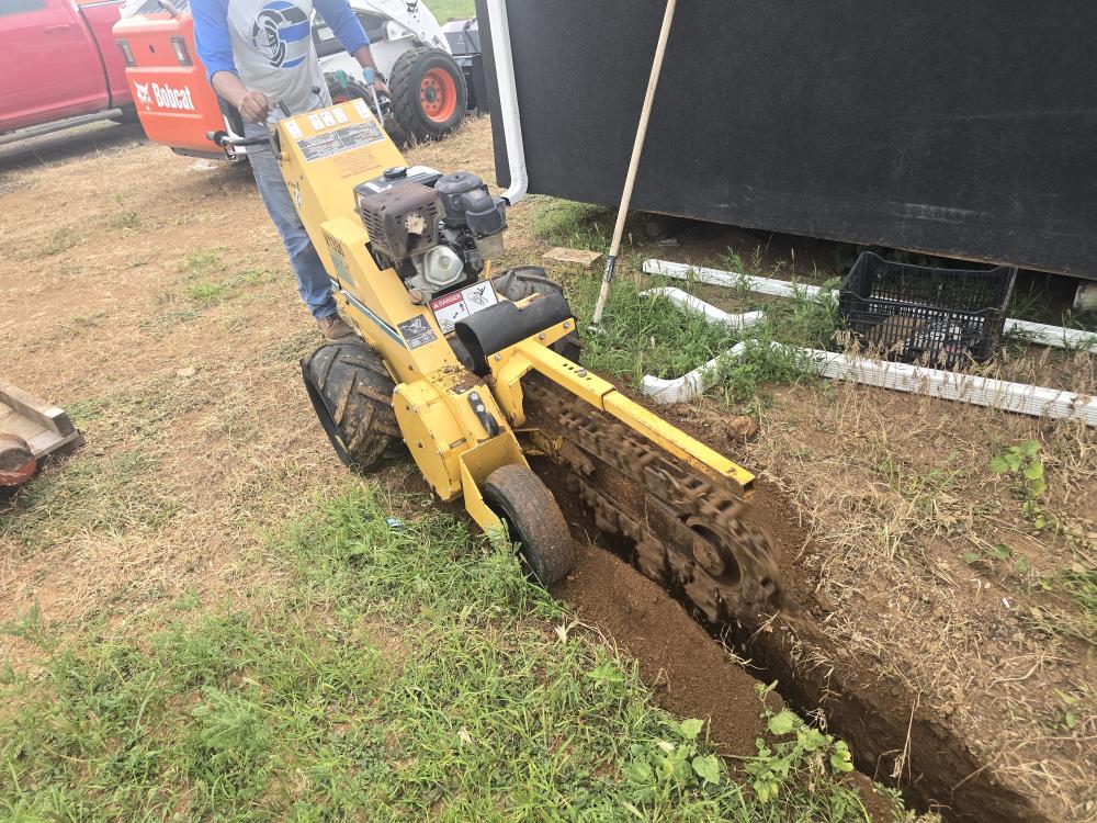 ZANJADORA A GASOLINA