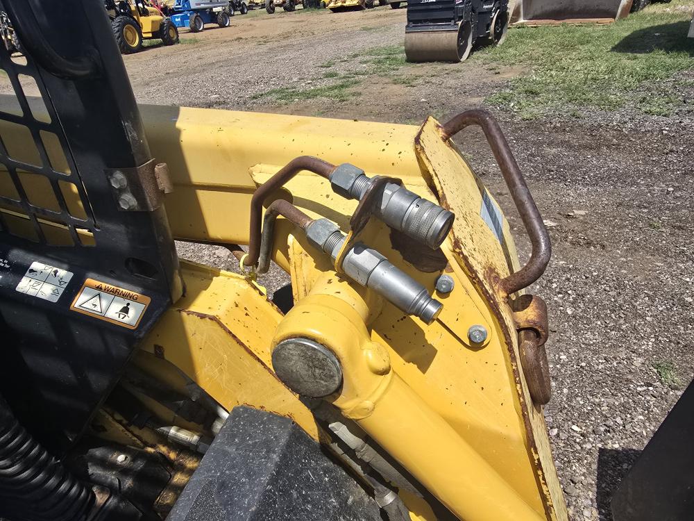 MINICARGADOR JOHN DEERE
