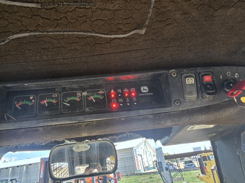MINICARGADOR JOHN DEERE