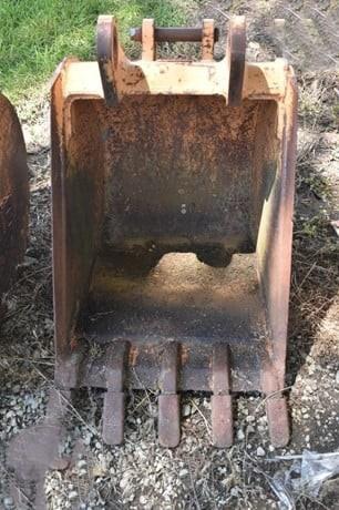 BOTE O CUCHARON RETRO CASE