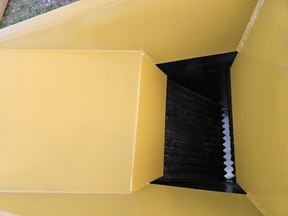 TRITURADORA DE PIEDRA TIPO QUIJADA