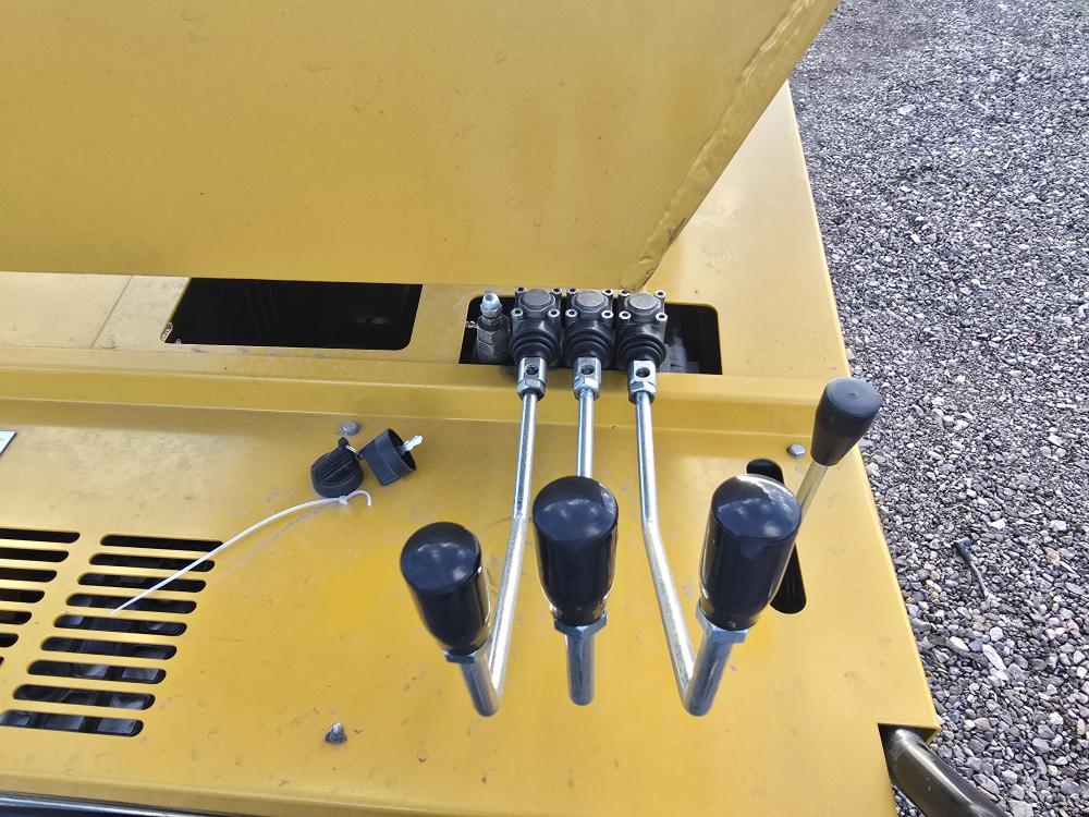 TRITURADORA DE PIEDRA TIPO QUIJADA