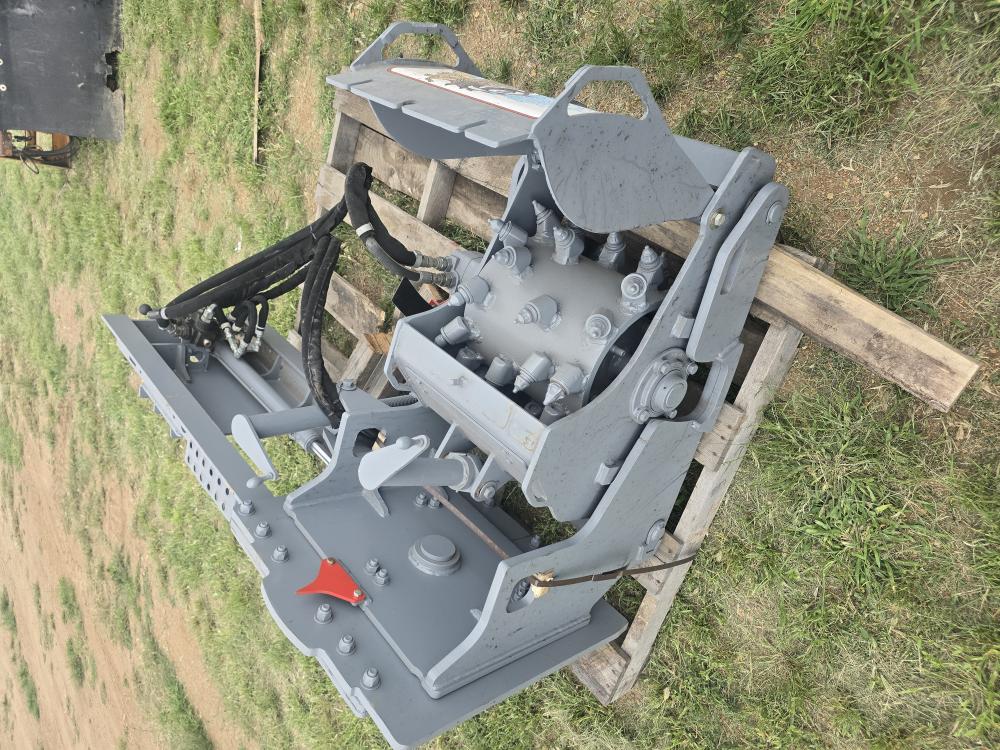 FRESADORA PARA MINICARGADOR