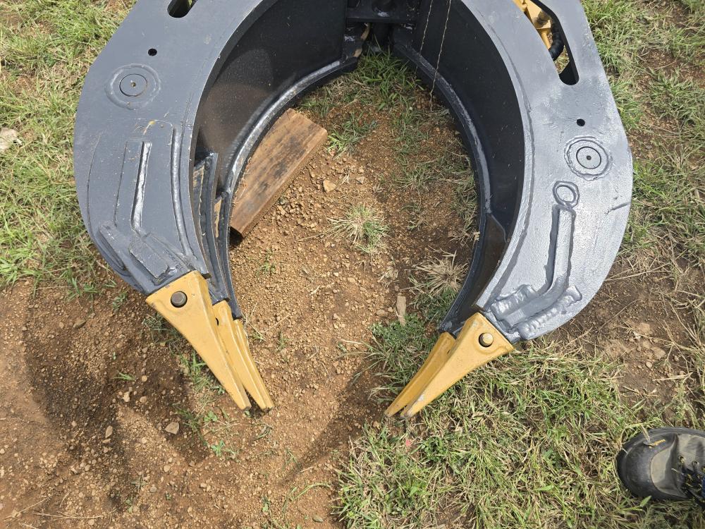 POLIGRAPA PARA RETROEXCAVADORA