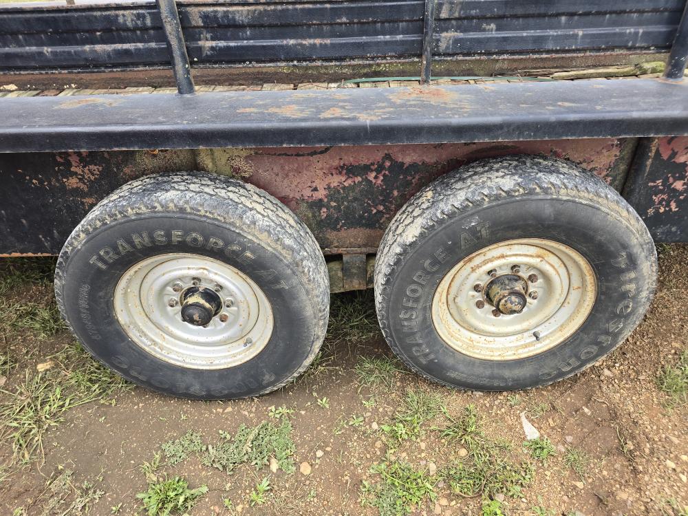 REMOLQUE PARA GANADO TIPO GANZO