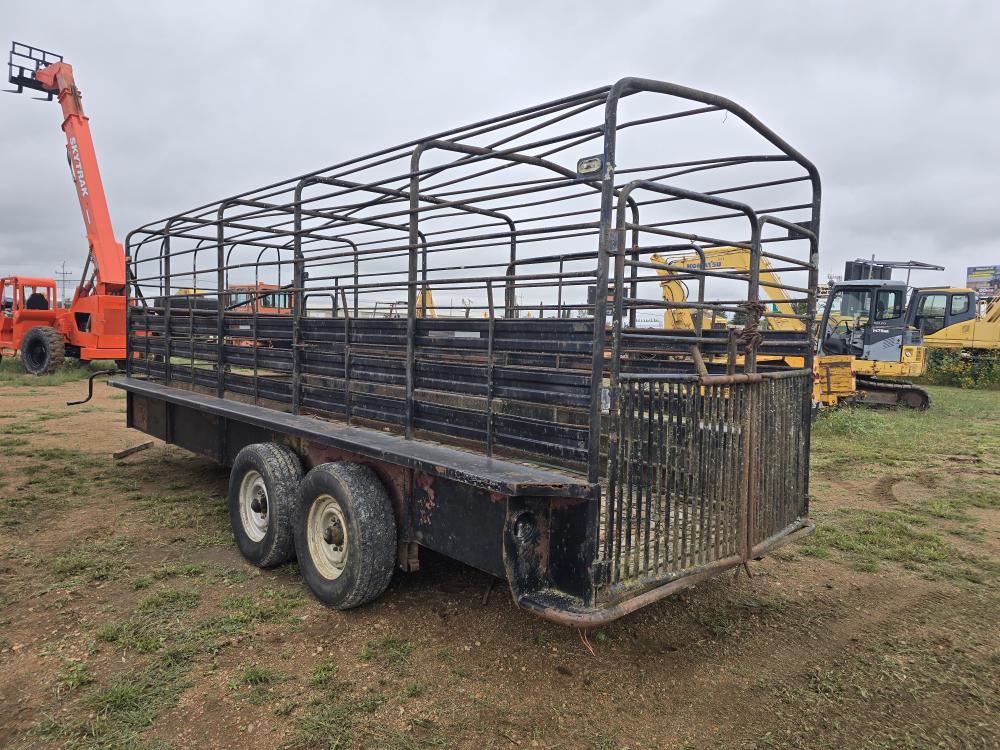 REMOLQUE PARA GANADO TIPO GANZO