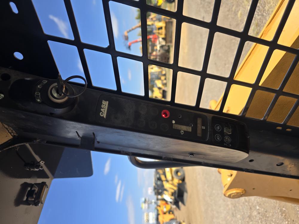 MINICARGADOR CASE 465