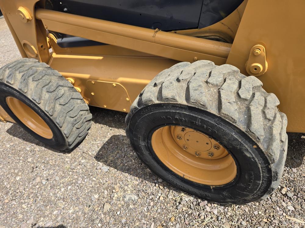 MINICARGADOR CASE 465